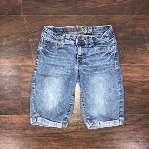 {MUDD} Bermuda Jean Shorts